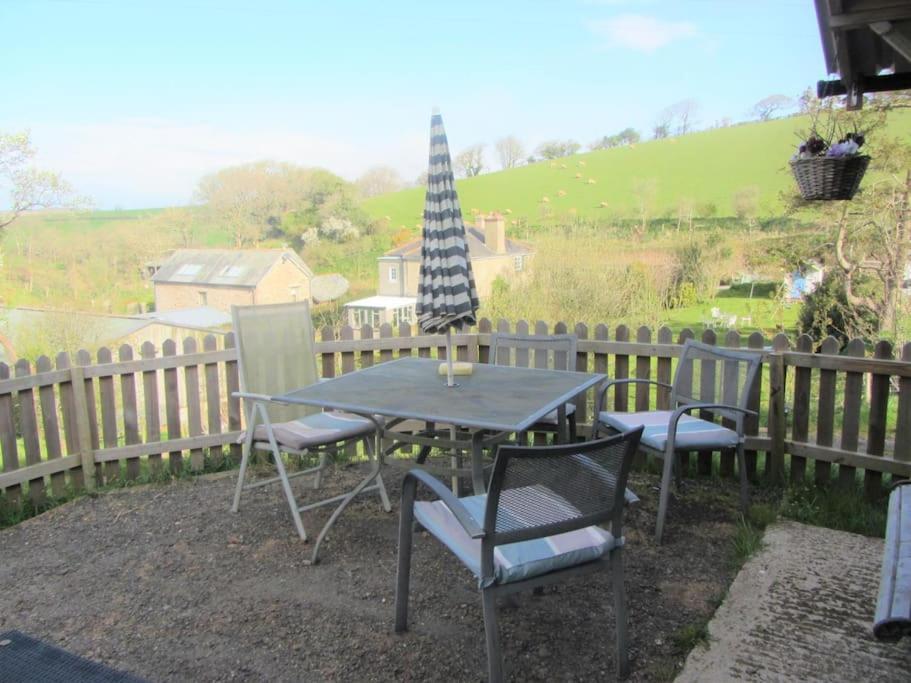 Woolcombe Cabin East Allington 外观 照片